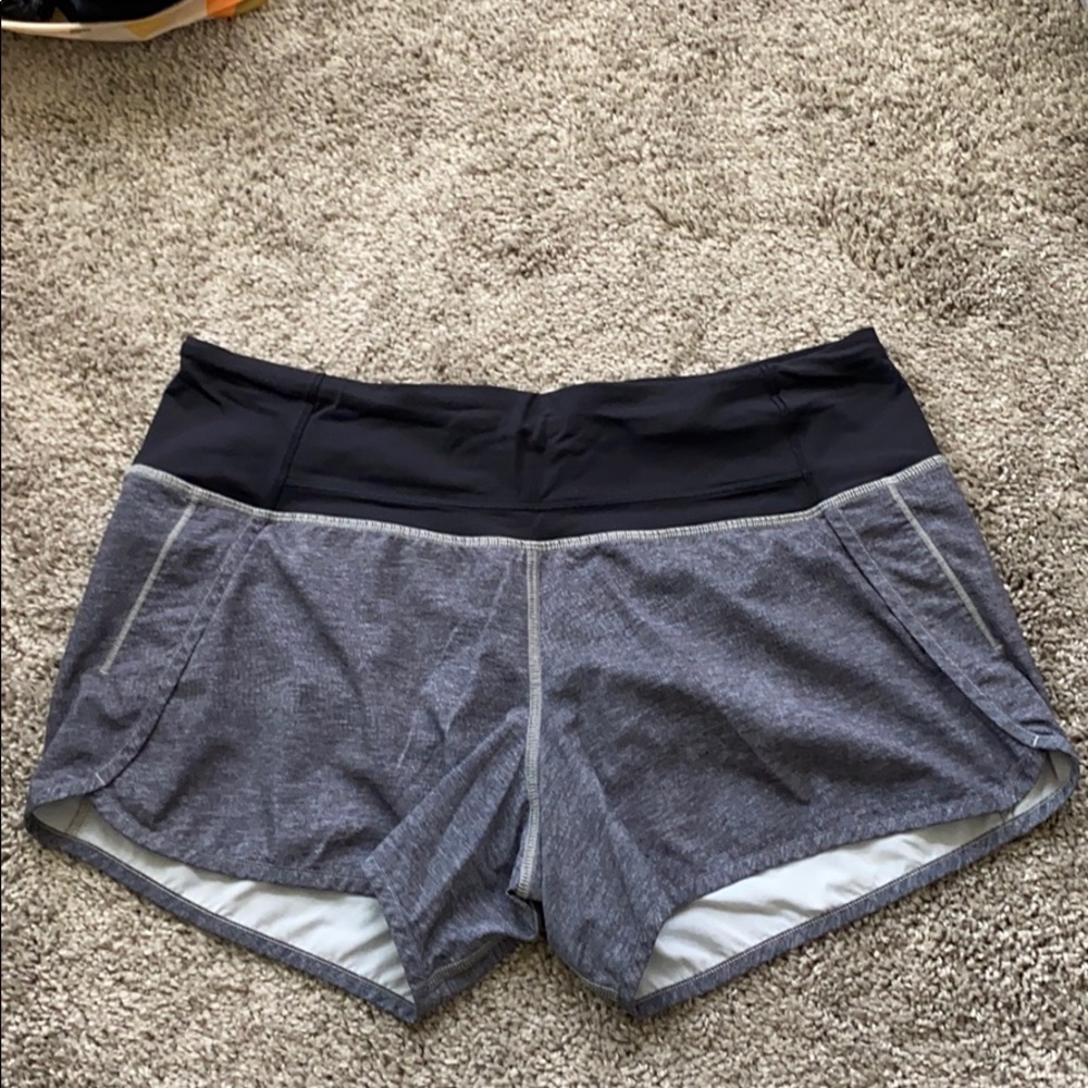 GREY Lulu Run Times Shorts Sz 6